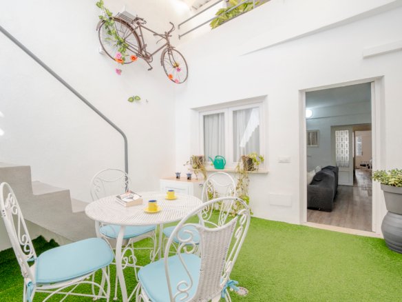 Casa de pueblo con licencia ETV y 5 dormitorios en Maria de la Salut
