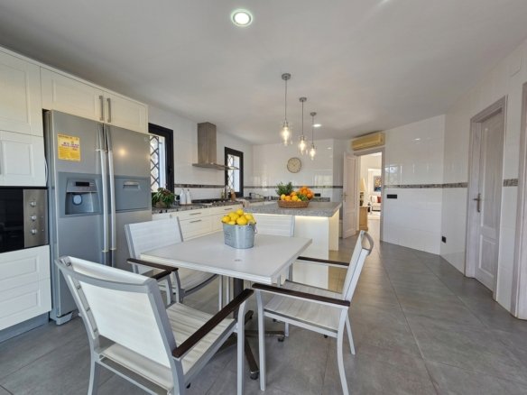 Villa con Licencia Vacacional en Crestatx, entre Sa Pobla y Pollenca, Mallorca