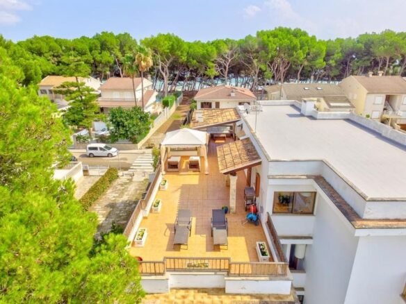Piso en la segunda línea del mar en Puerto Alcudia