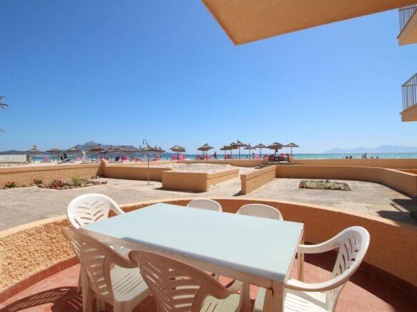 Apartamento en primera línea de mar en la playa de Port Alcudia