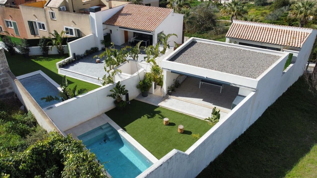 Vivienda amueblada con piscina a estrenar en Santa Margalida