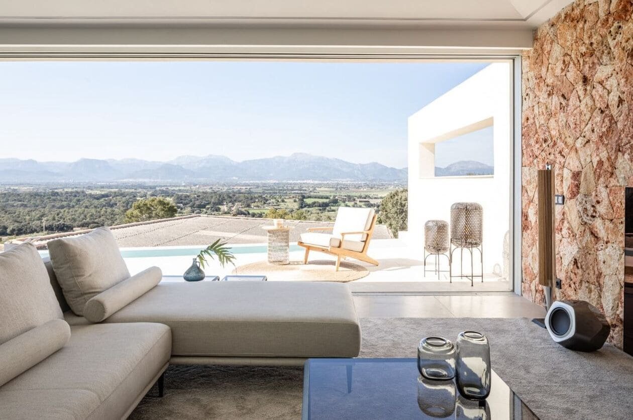 Incredible town house with views in Costitx, Majorca