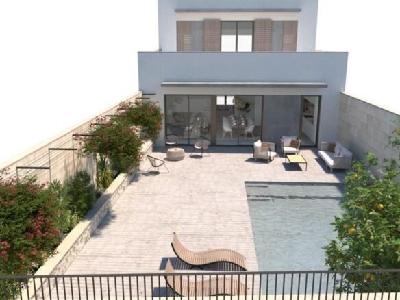 Gran casa con un proyecto de renovación