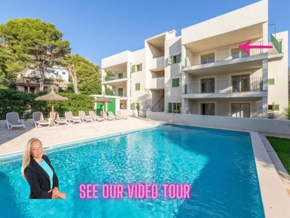 Piso con la azotea privada, piscina, parking en Port Pollensa