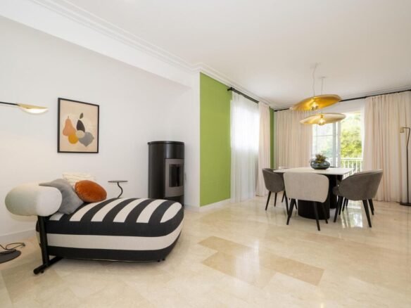 Adosado recién renovado cerca del mar en Santa Ponsa, Mallorca