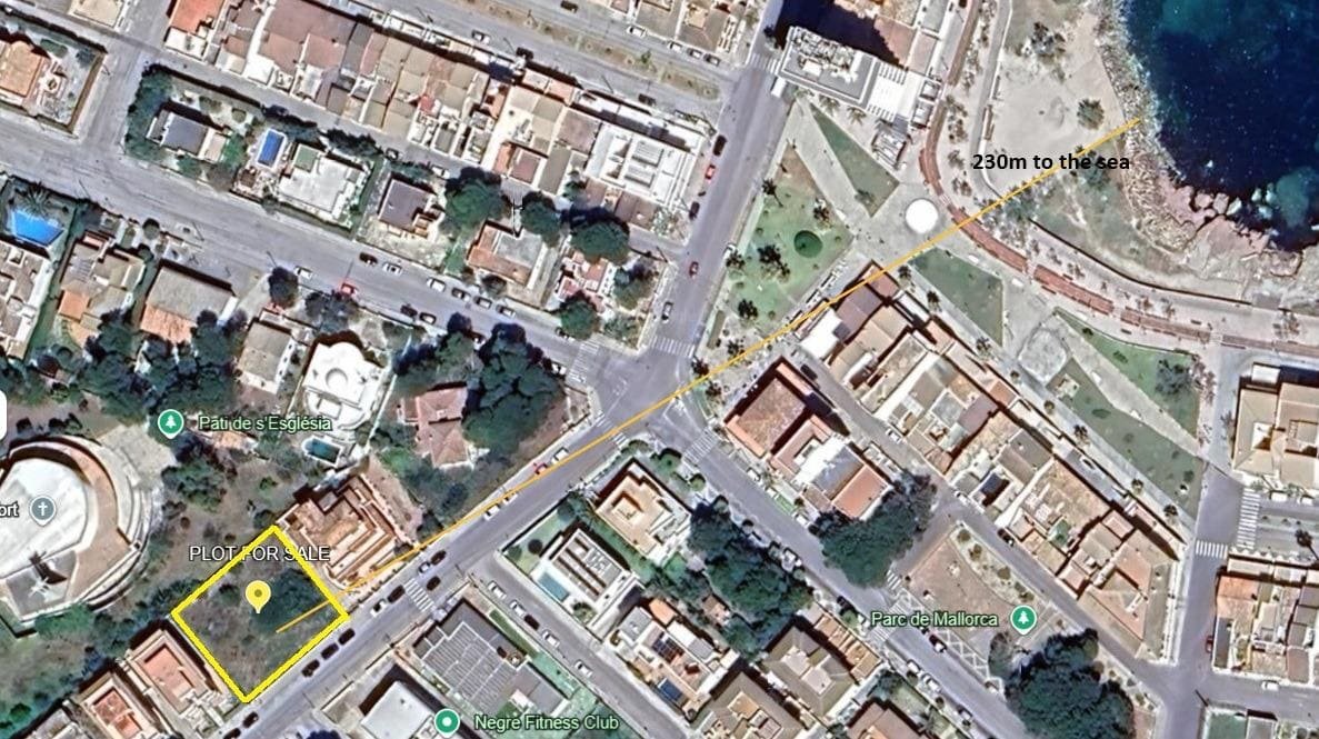 Terreno edificable al lado del mar en Can Picafort